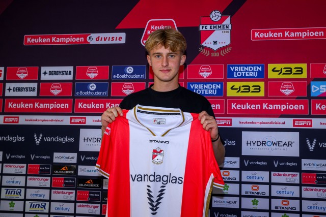 FC EMMEN HUURT PHILIP SØNDERGAARD