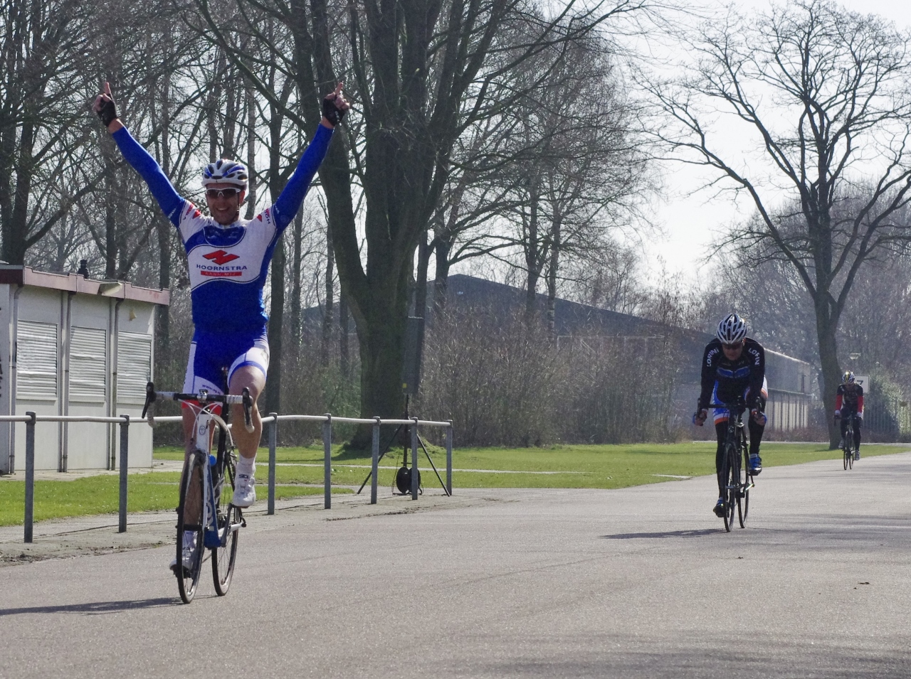 Wilfred Drenthen wint op Meerdijk