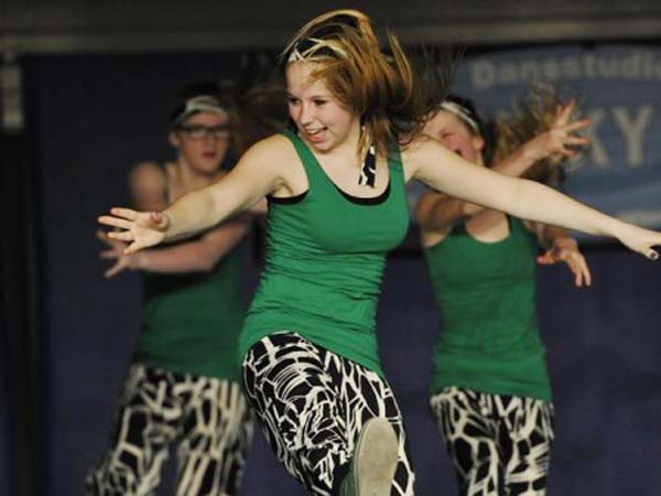 Stem Schoonebeekse Streetdancer naar Movecamp Avro Junior Dance